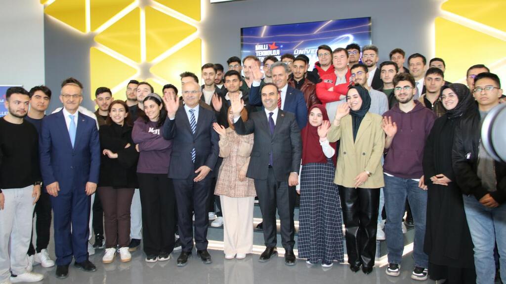 Sanayi ve Teknoloji Bakanı Sayın Mehmet Fatih Kacır'ı Üniversitemizde ağırladık.