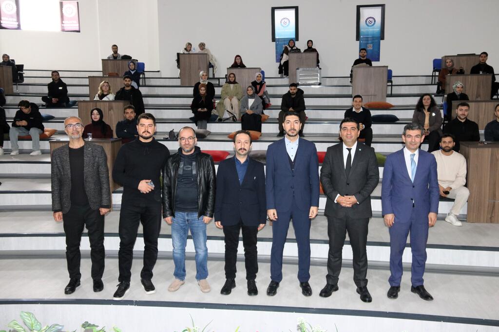 Malatya Teknokent ev sahipliğinde düzenlenen Kariyer Akademisi başarıyla tamamlandı. 